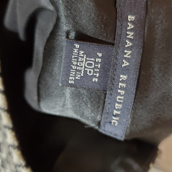 Banana Republic wool blend houndstooth mini skirt - Picture 5 of 8